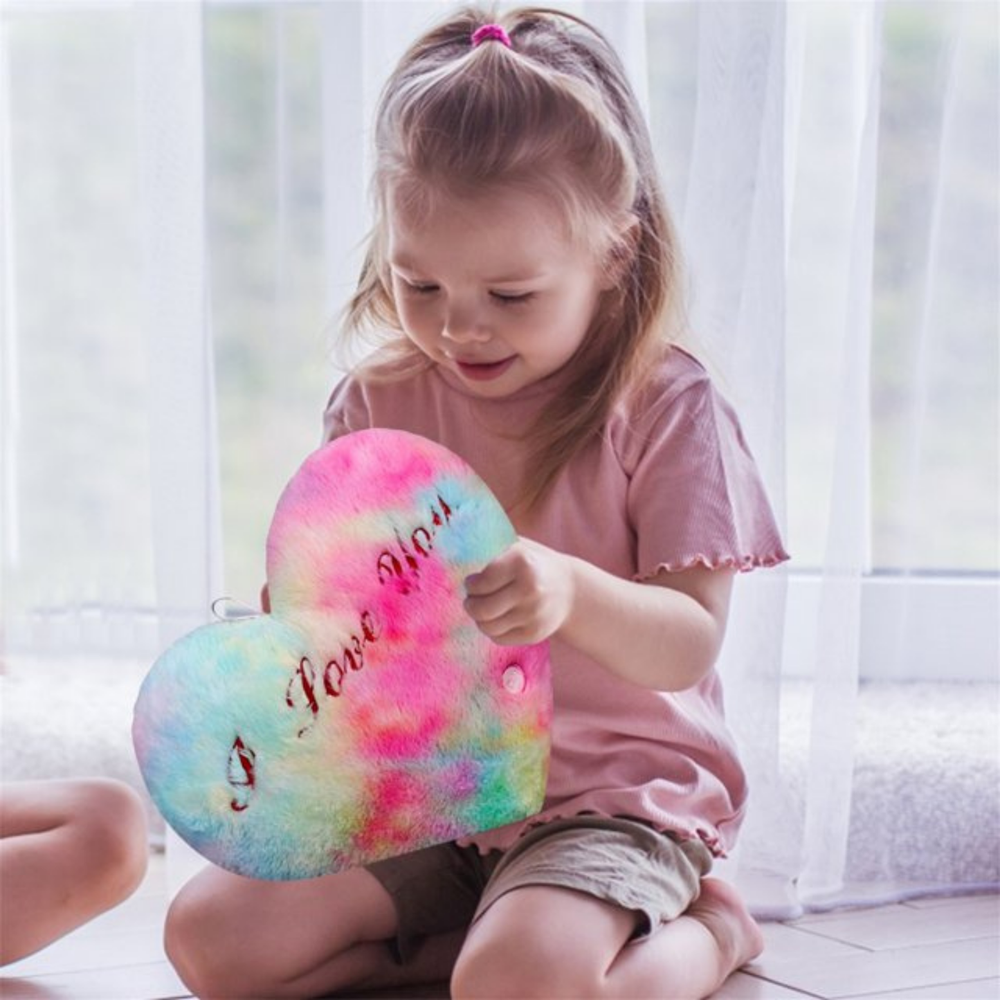 Lindavio Valentine's Day Luminous Heart Shaped Pillow