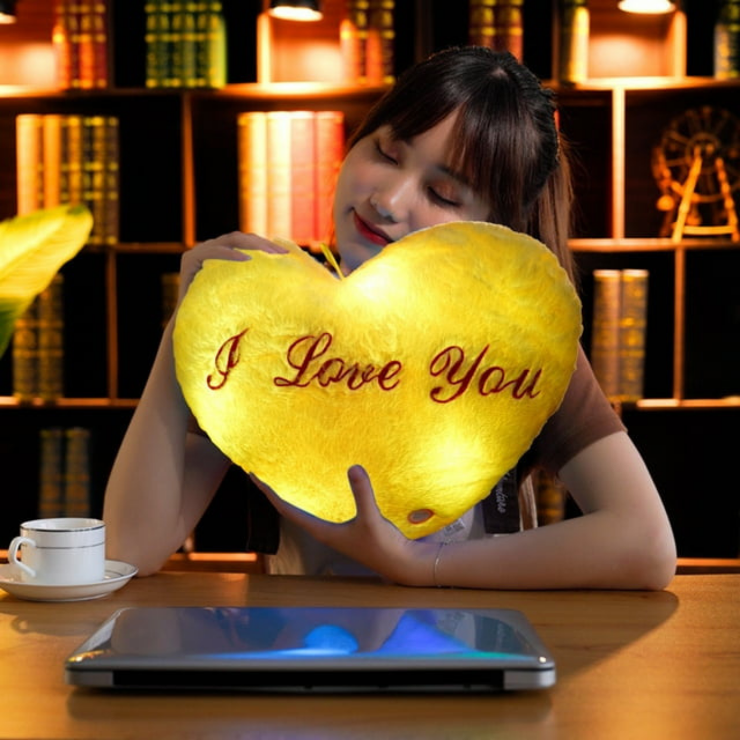 Lindavio Valentine's Day Luminous Heart Shaped Pillow